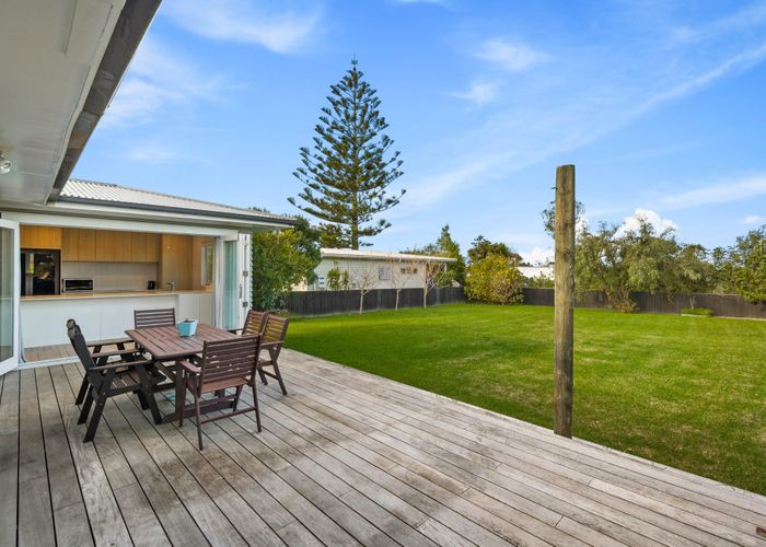  at 118 Matipo Road, Te Atatu Peninsula, Waitakere City, Auckland