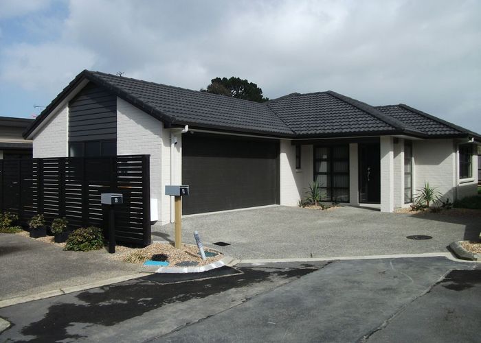  at 8 Citron Court, Flat Bush, Manukau City, Auckland