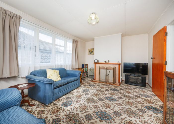  at 2 Paisley Street, Awapuni, Palmerston North