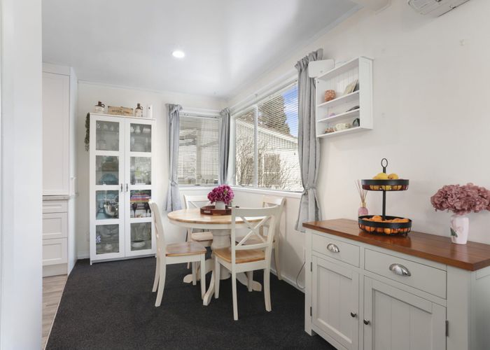  at 4 Hydra Place, Glen Eden, Auckland