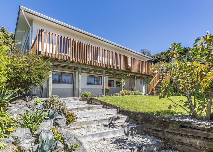  at 14 Kenef Road, Paremata, Porirua, Wellington