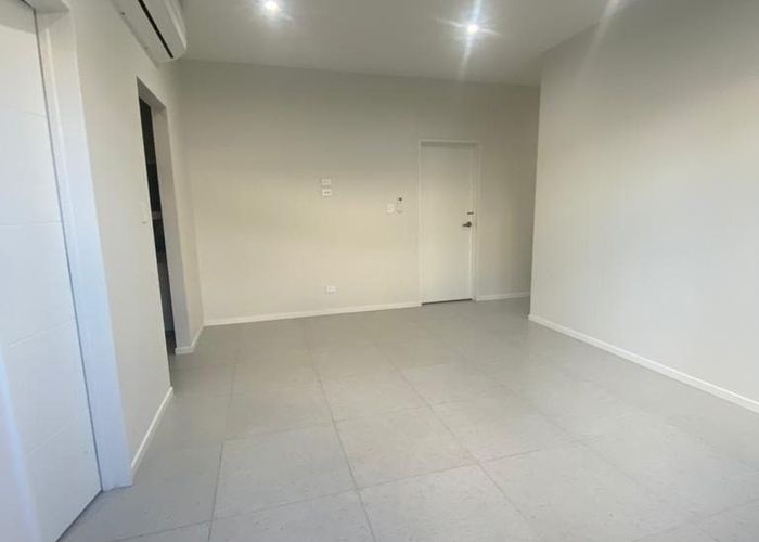  at Granny 36a Cambridge Terrace, Papatoetoe, Manukau City, Auckland