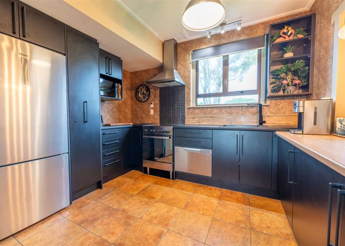  at 108 Acacia Drive, Levels