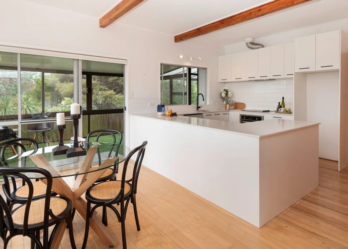  at 3 Jeff Place, Howick, Manukau City, Auckland