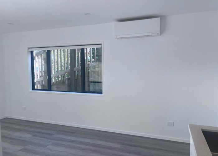  at 14A Bonnard Place, West Harbour, Waitakere City, Auckland