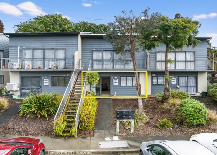  at 40 Malaspina Place, Papatoetoe, Manukau City, Auckland