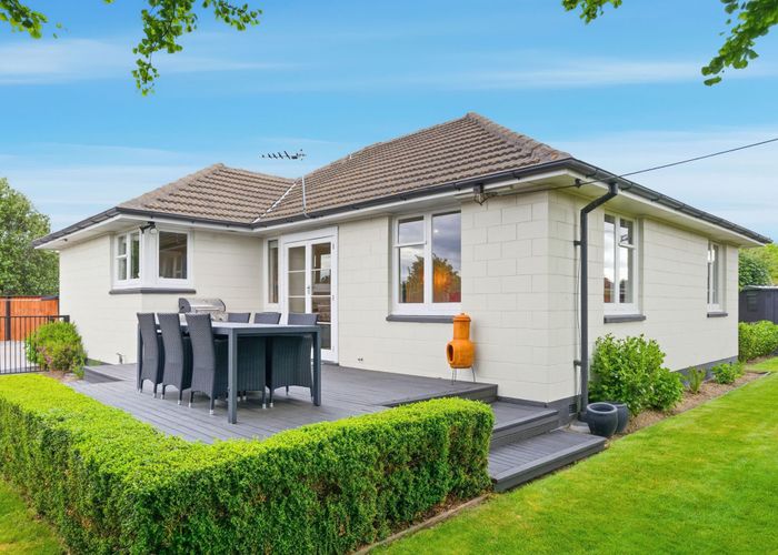  at 8 Dufek Crescent, Wigram, Christchurch City, Canterbury