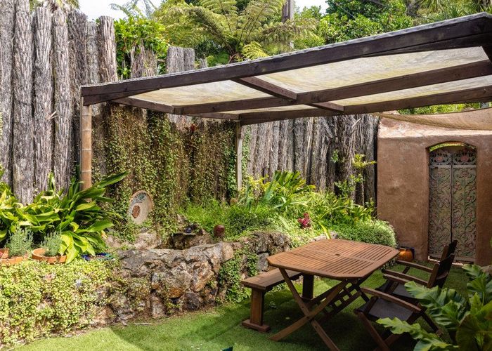  at 27 Cory Road, Palm Beach, Waiheke Island, Auckland