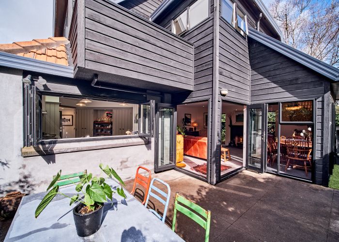 at 20 Glen Road, Kelburn, Wellington