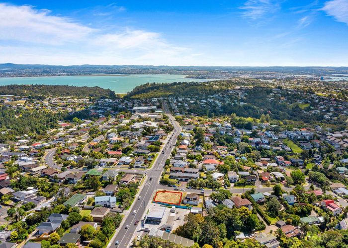  at 129 Mokoia Road, Birkenhead, North Shore City, Auckland