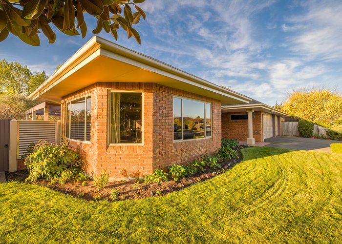  at 2 Calypso Place, Spencerville, Christchurch