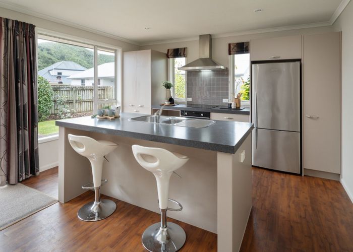  at 4 Glentui Place, Waikawa, Picton