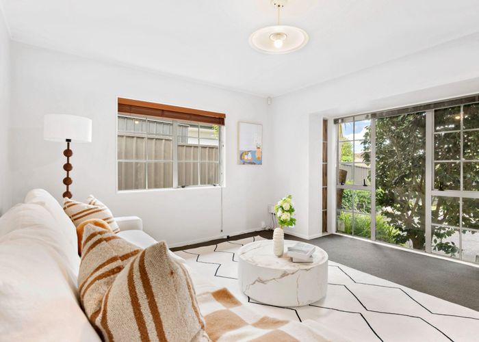  at 1/8 Alicia Road, Somerville, Manukau City, Auckland