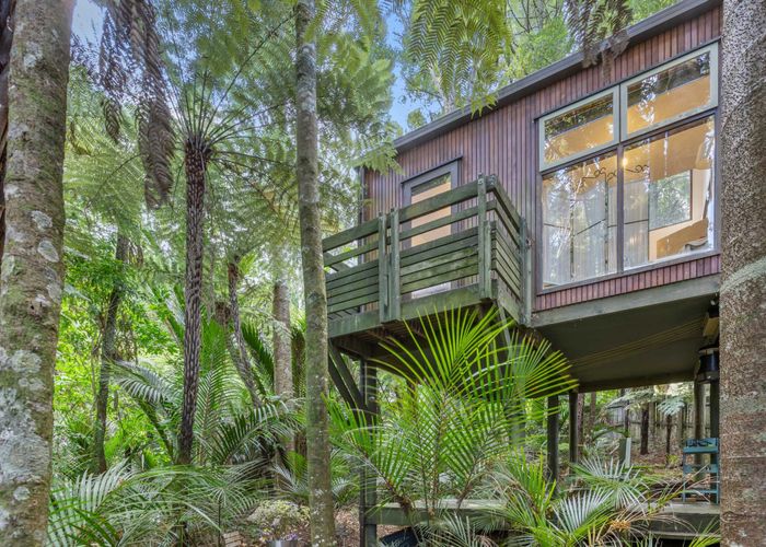  at 37/35 Sylvan Valley Avenue, Titirangi, Auckland