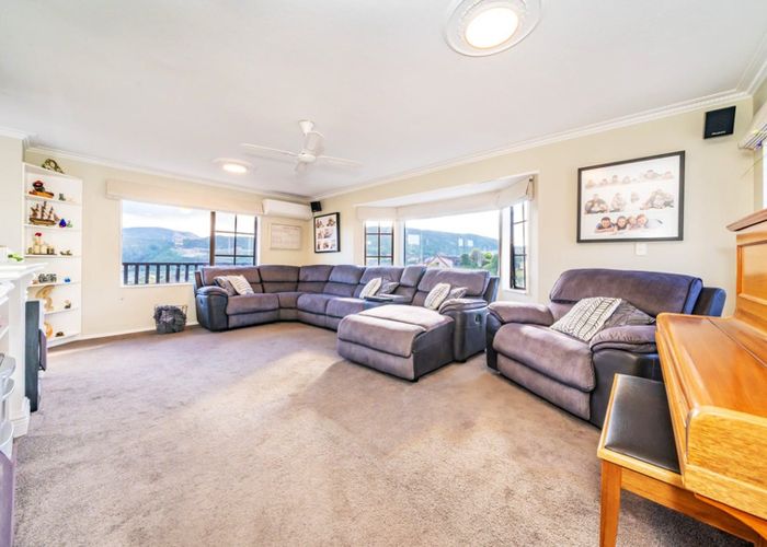  at 28 Castle Crescent, Stokes Valley, Lower Hutt, Wellington