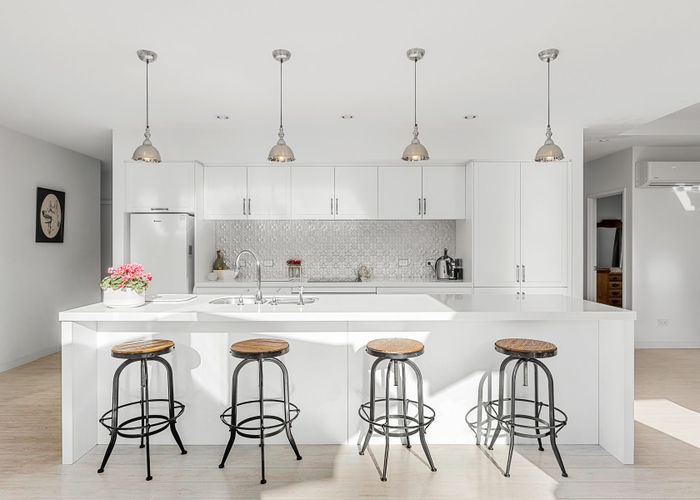  at 16 River Terrace, Renwick