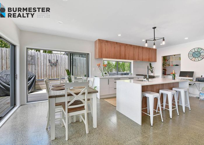 at 10 St Julia court, Helensville, Auckland