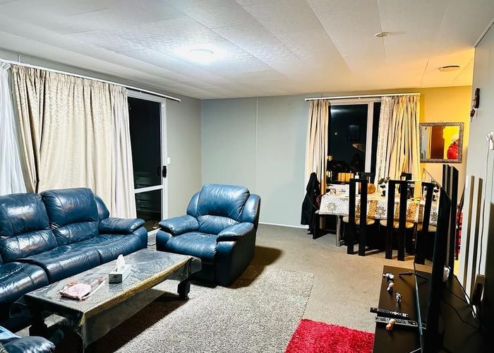  at 14A Sunhaven Drive, Newlands, Wellington, Wellington