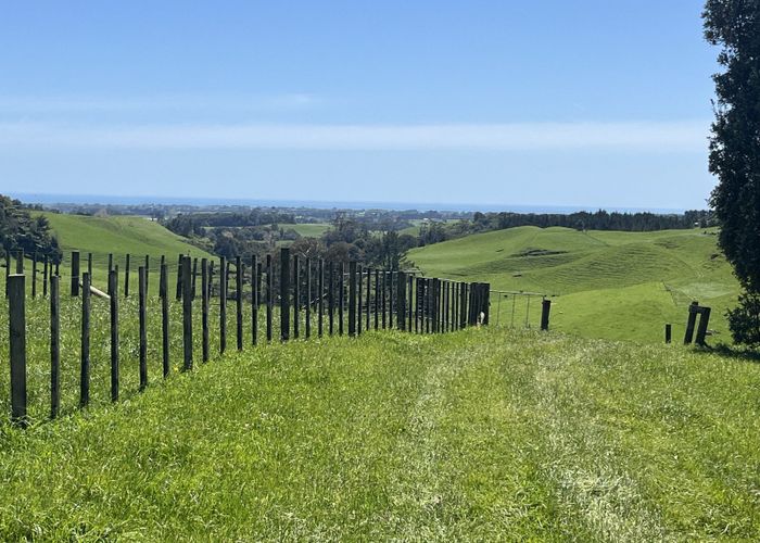  at 971 Richmond Road, Lepperton, New Plymouth, Taranaki