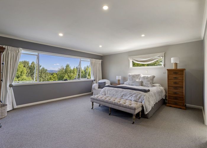  at 33 Royal Oak Drive, Kelvin Grove, Palmerston North, Manawatu / Whanganui