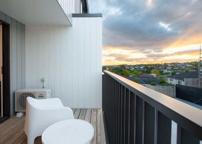  at 18 Kanapa Road, Northcross, North Shore City, Auckland