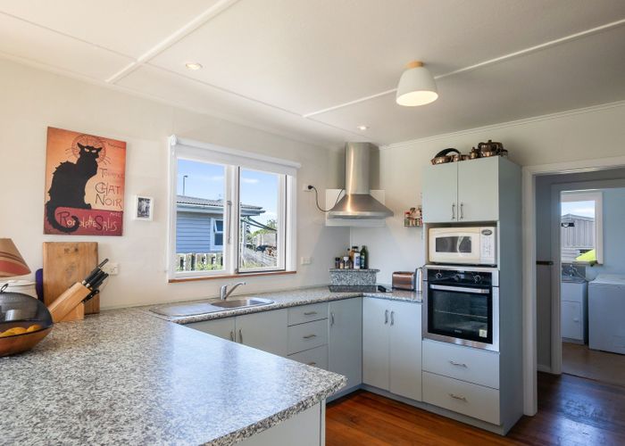  at 555 Waitarere Beach Road, Waitarere Beach, Horowhenua, Manawatu / Whanganui