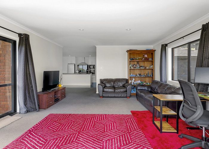  at 24 Ships Cove, Whitby, Porirua, Wellington