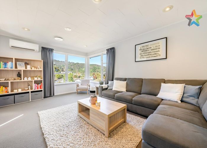  at 25 Lowry Crescent, Stokes Valley, Lower Hutt
