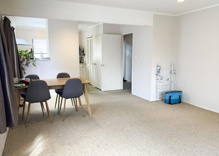  at 2/16 Waitomo Avenue, Mount Eden, Auckland