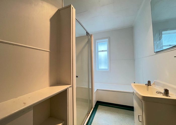  at 2/7 Telford Avenue, Mount Eden, Auckland City, Auckland