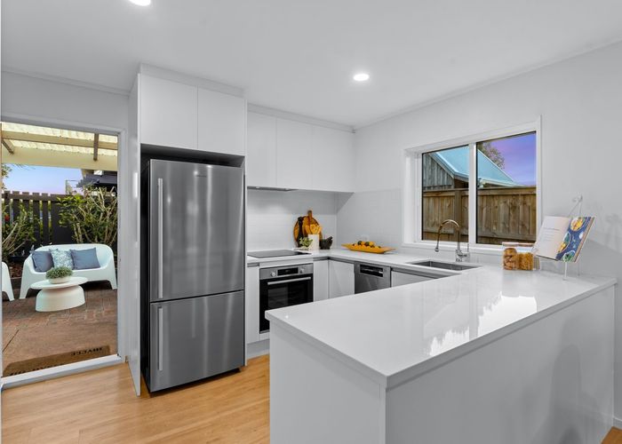  at 3/5A Tobruk Crescent, Milford, North Shore City, Auckland