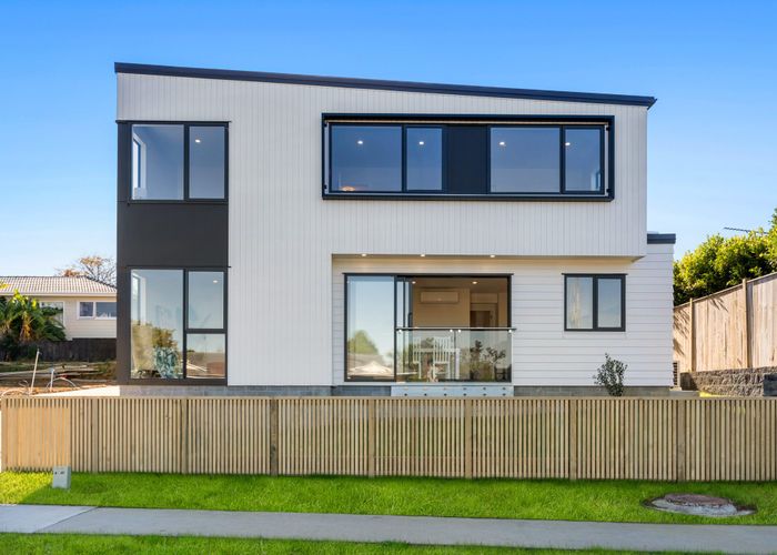  at 16A Meadway, Sunnyhills, Manukau City, Auckland