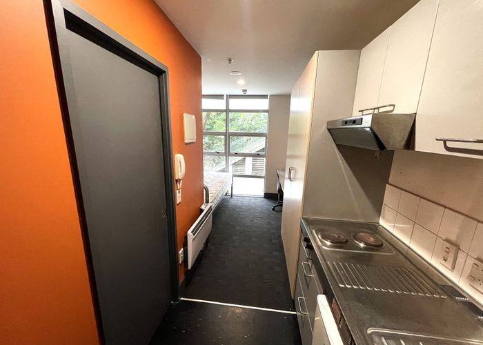  at 522/133 Beach Road, Auckland Central, Auckland