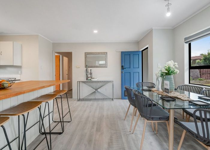  at 15A Tetrarch Place, Totara Vale, North Shore City, Auckland