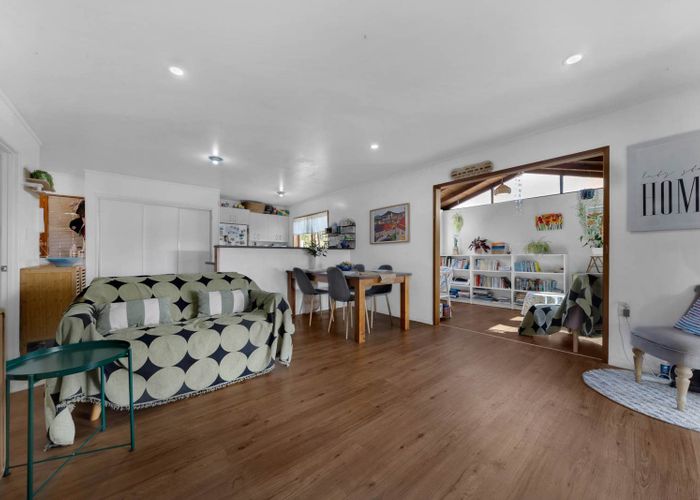  at 1/31 Palomino Drive, Henderson, Waitakere City, Auckland