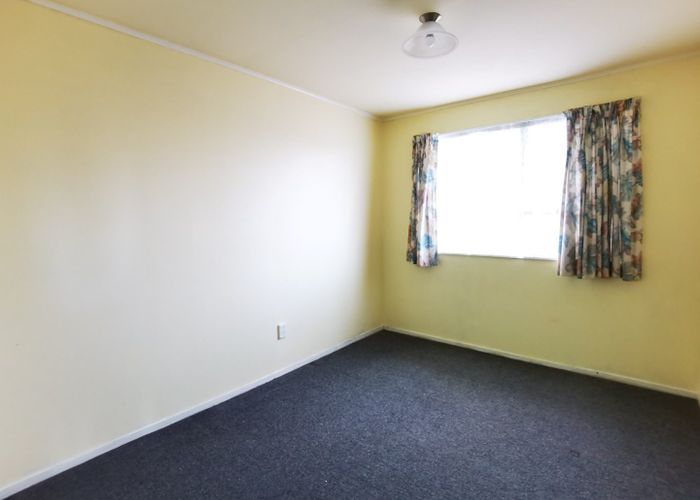  at 112 Aviemore Drive, Highland Park, Manukau City, Auckland