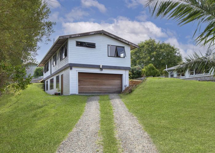  at 10 Toroa Road, Otaihanga, Paraparaumu