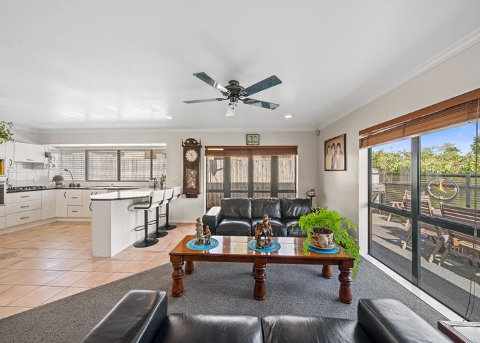  at 4 Castlehill Court, Wattle Downs, Manukau City, Auckland