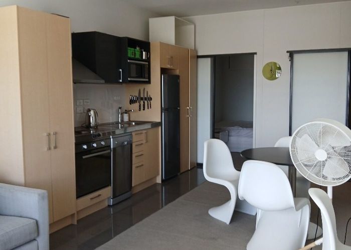  at 909/17 Putney Way , Manukau, Manukau City, Auckland