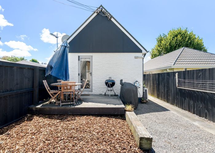  at 1/11 Radnor Street, St. Albans, Christchurch City, Canterbury