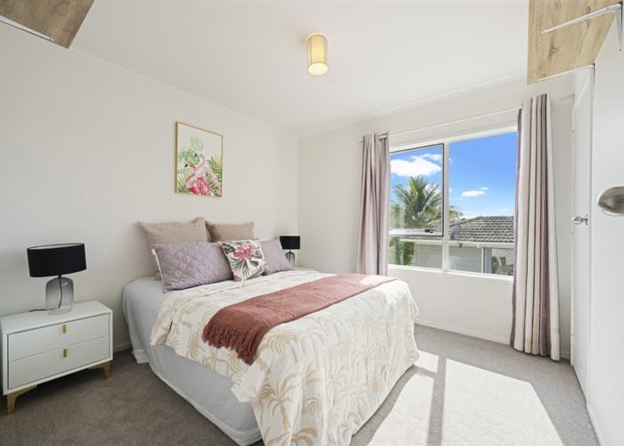 at 15 Doone Place, Massey, Waitakere City, Auckland