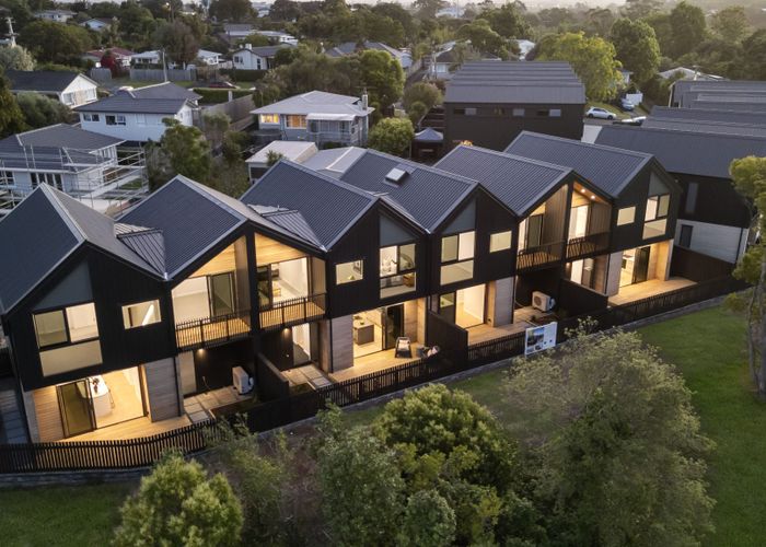  at 7/51 Taipari Road, Te Atatu Peninsula, Waitakere City, Auckland