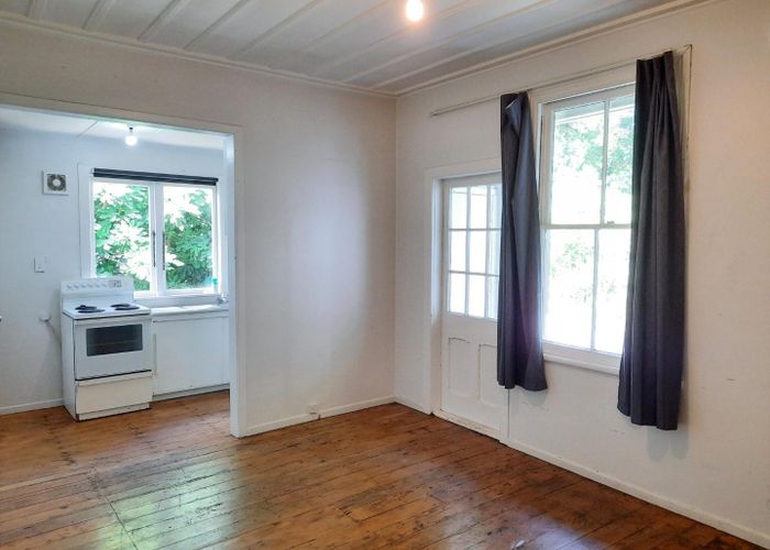  at 4/37 View Road, Mount Eden, Auckland City, Auckland