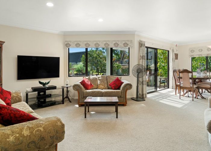  at 32 Highgrove Place, Bethlehem, Tauranga