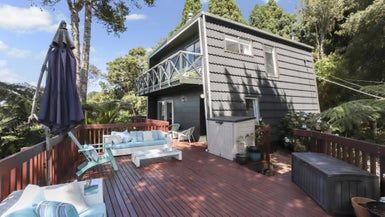  at 123 Laingholm Drive, Laingholm, Auckland