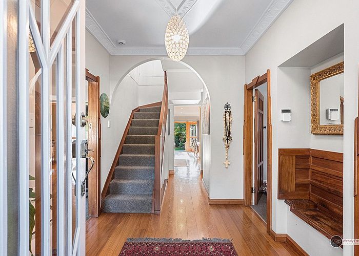  at 37 Pohutukawa Street, Woburn, Lower Hutt