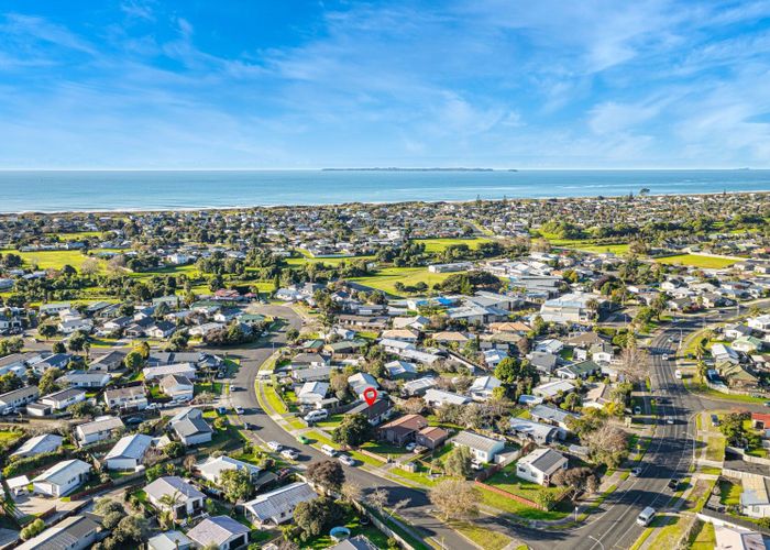  at 6 Longstead Avenue, Papamoa Beach, Papamoa