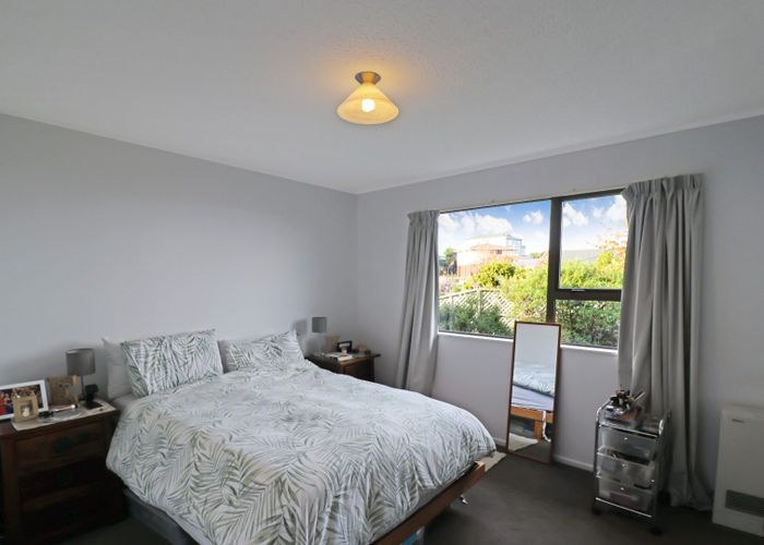  at 32 Outram Grove, Kelson, Lower Hutt, Wellington
