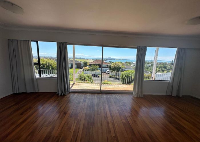  at 12 Copperfield Terrace, Mellons Bay, Manukau City, Auckland