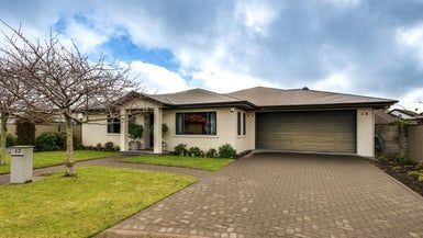  at 17 Newbury Place, Taradale, Napier